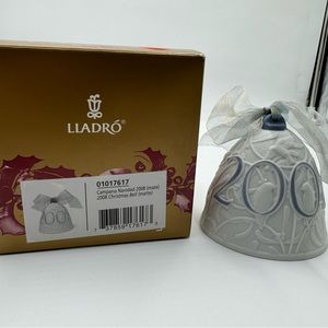 2008 Lladro Christmas bell in mint/new condition with original box.